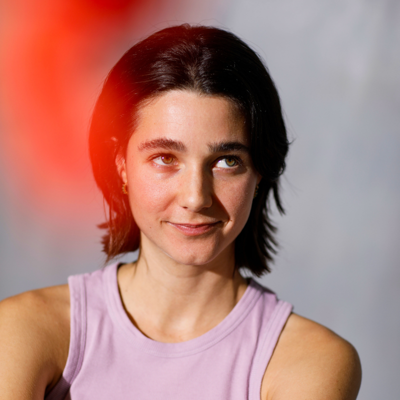 Headshot of Lara Ricote.