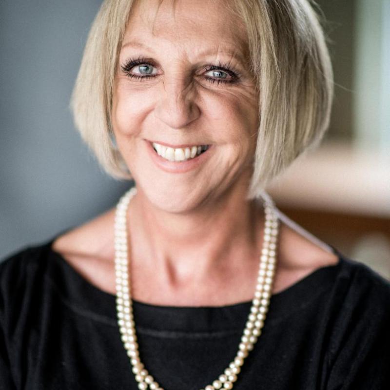 Nichola McAuliffe